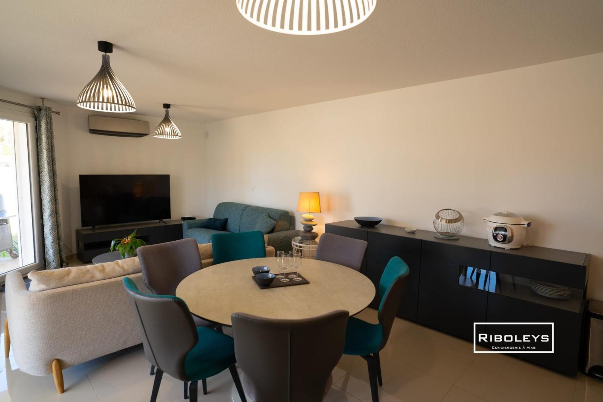 Grand T3 Neuf Climatise Avec Wifi A 100M De La Plage Vias Exteriör bild
